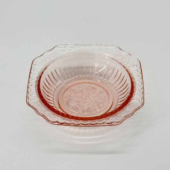 Vintage Mayfair Open Rose Pink Depression Glass Small Square Fruit Bowl - Picture 2 of 10